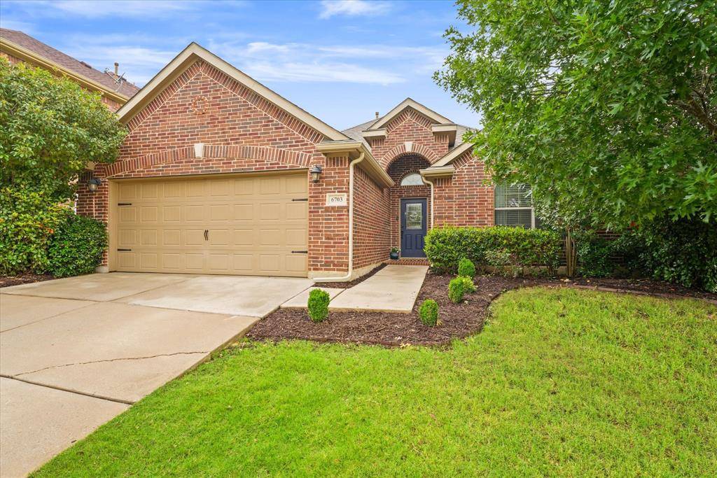 Denton, TX 76208,6703 Smoketree Trail