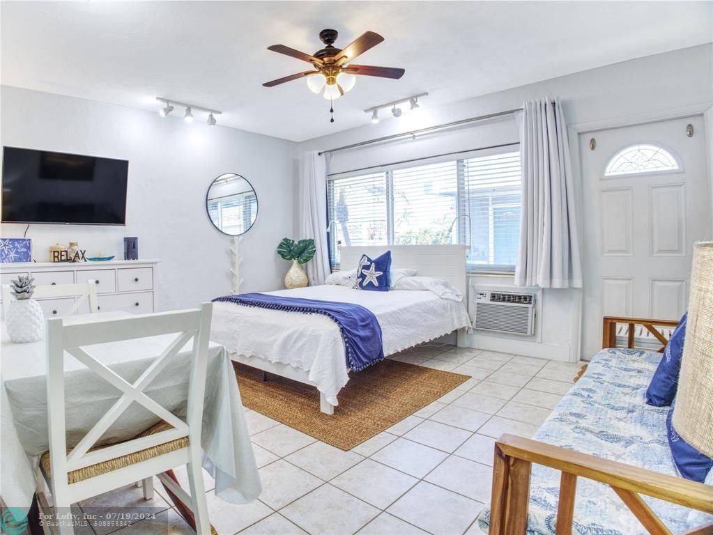 Pompano Beach, FL 33062,820 N Ocean Blvd #1