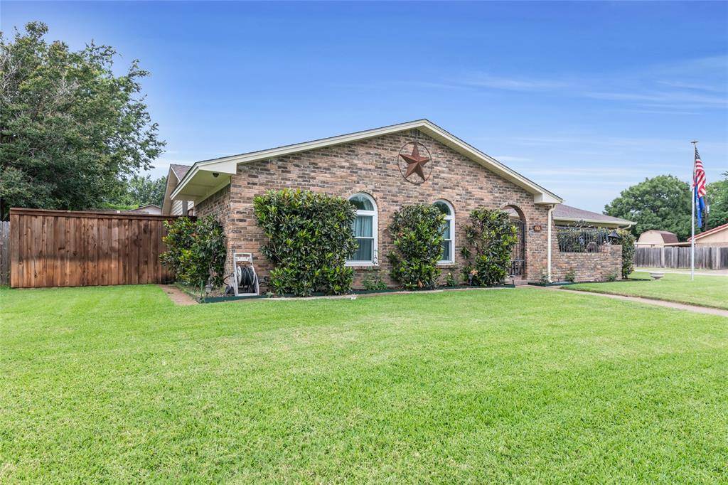 Keller, TX 76248,300 Anita Avenue