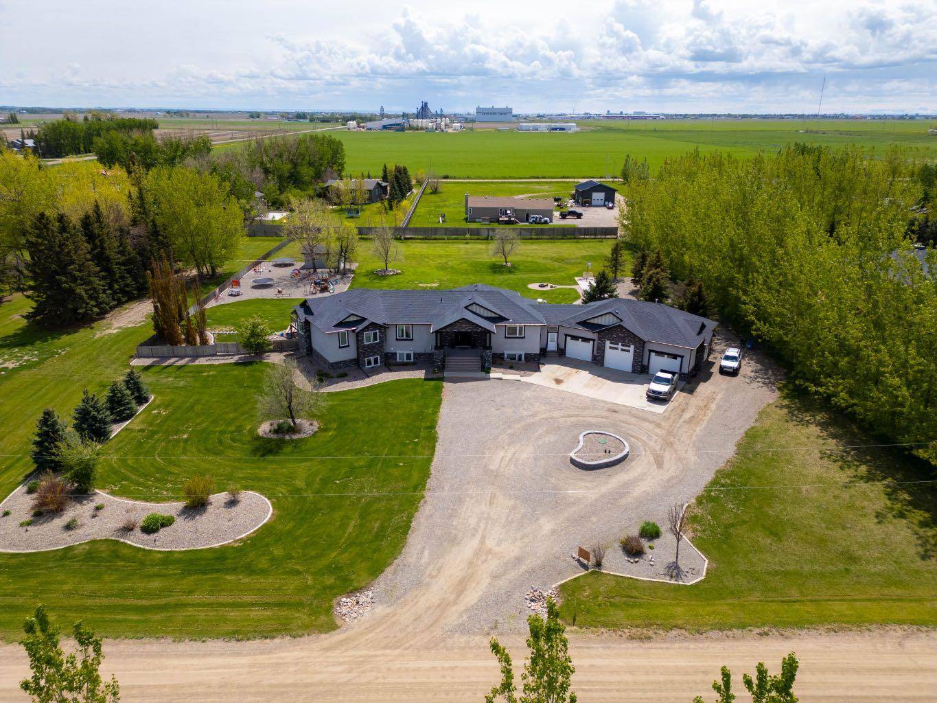 Rural Lethbridge County, AB T1J 5R3,94046 HWY 843 #15