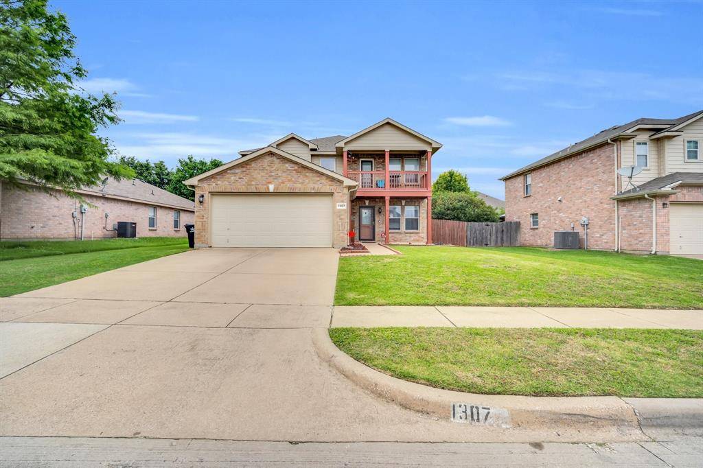 Arlington, TX 76002,1307 Red Deer Way