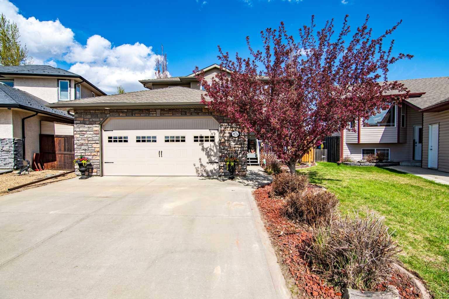 Red Deer, AB T4R 3P5,85 Lyons Close