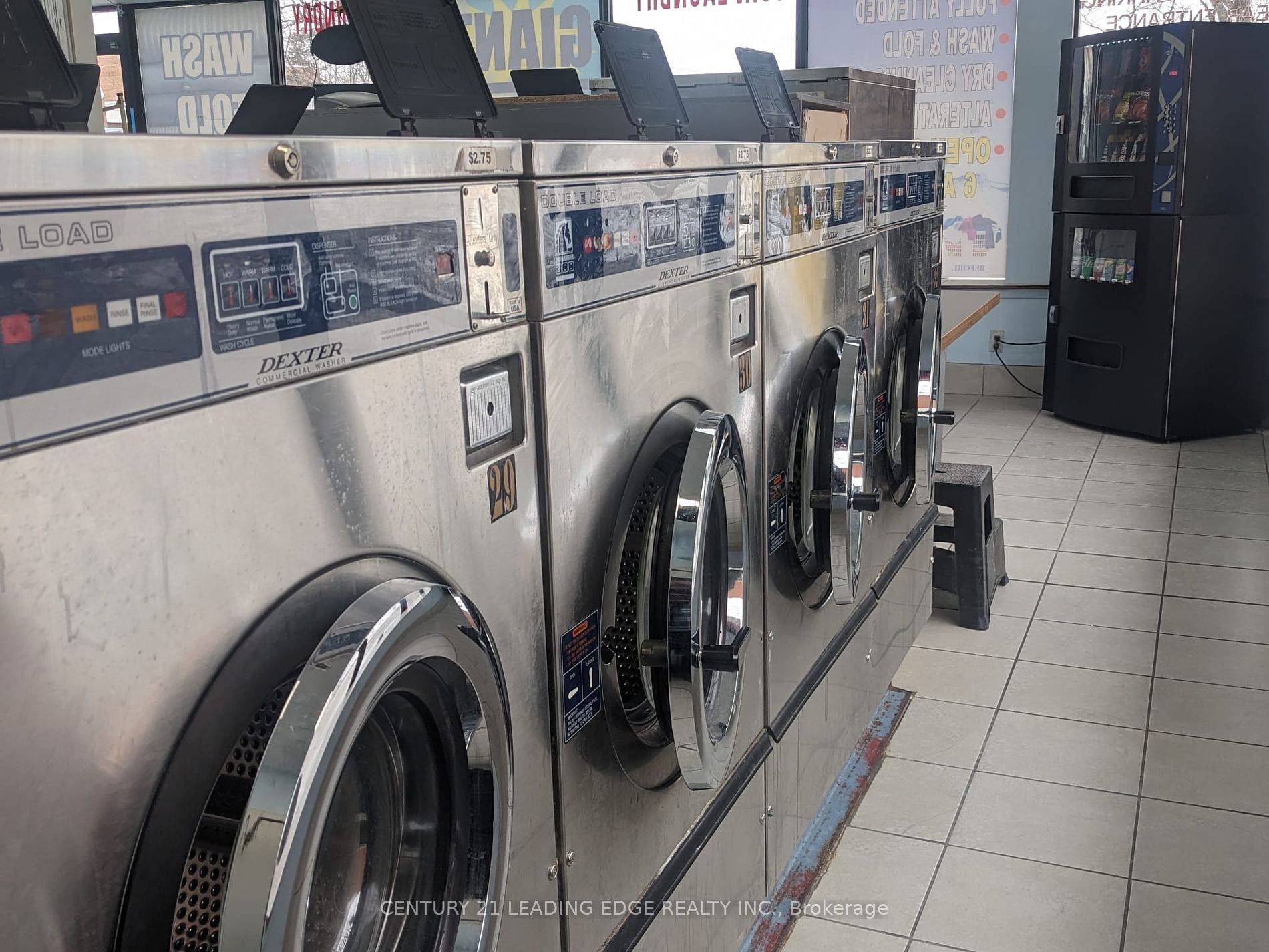 Toronto, ON M3J 3H6,3685 Keele St