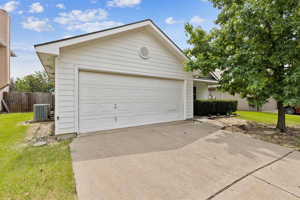 Waxahachie, TX 75165,1576 Wildflower Drive