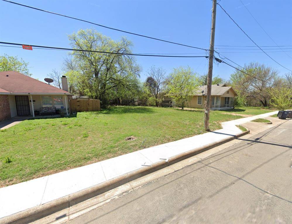 Fort Worth, TX 76111,2716 E 12th Street