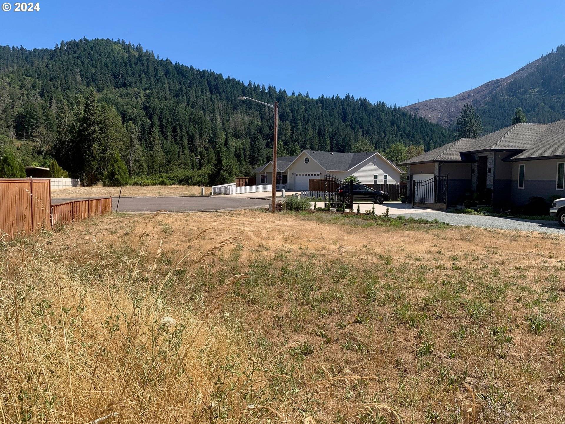 Canyonville, OR 97417,147 DEER SONG CT