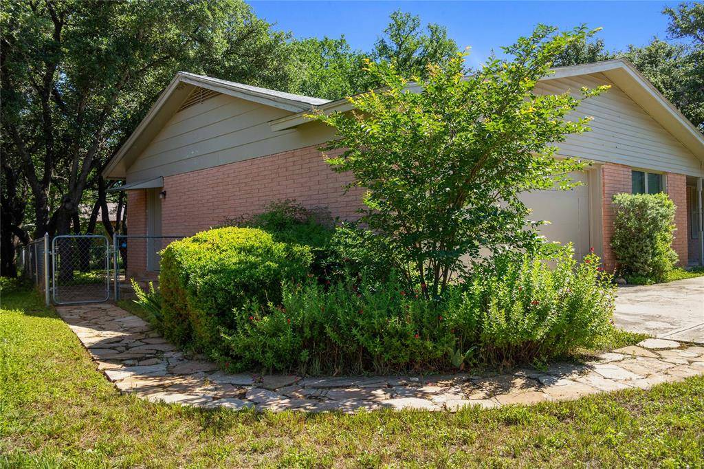 Brownwood, TX 76801,1601 Highland Drive