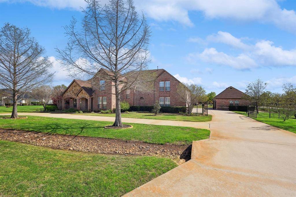 Double Oak, TX 75077,100 Thornhill Circle