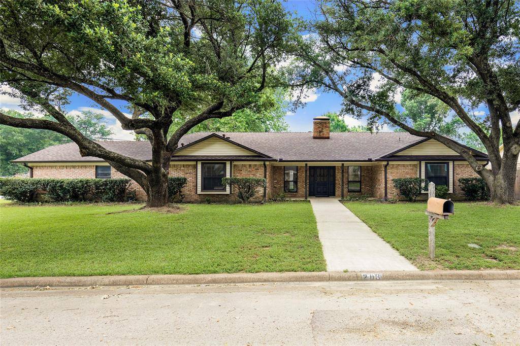 Mineola, TX 75773,203 Pamela Drive