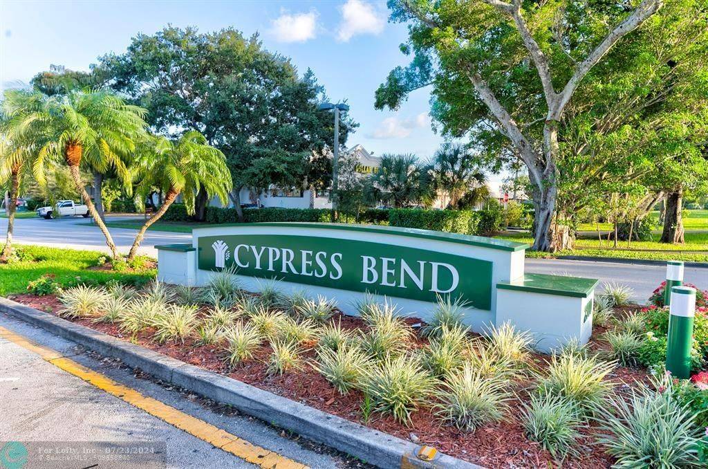 Pompano Beach, FL 33069,2108 S Cypress Bend Dr  #308