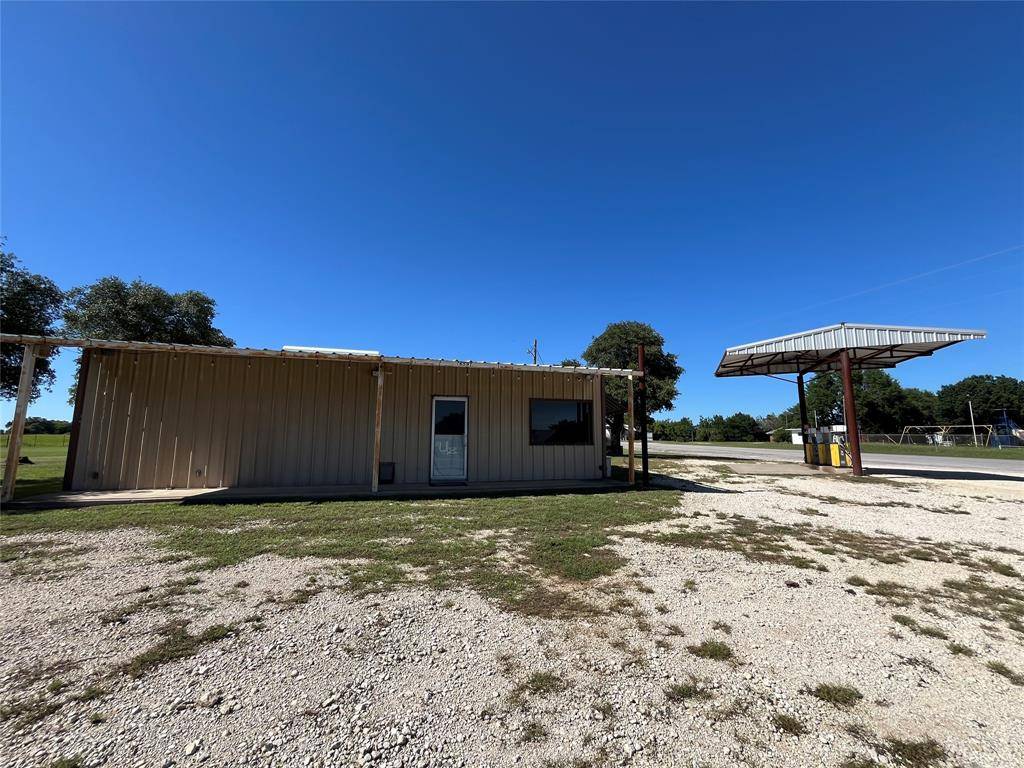 Forestburg, TX 76239,16591 FM 455