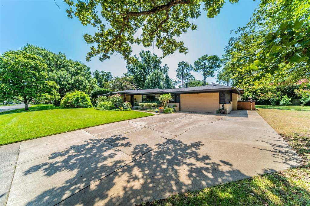 Arlington, TX 76013,1106 Lynda Lane