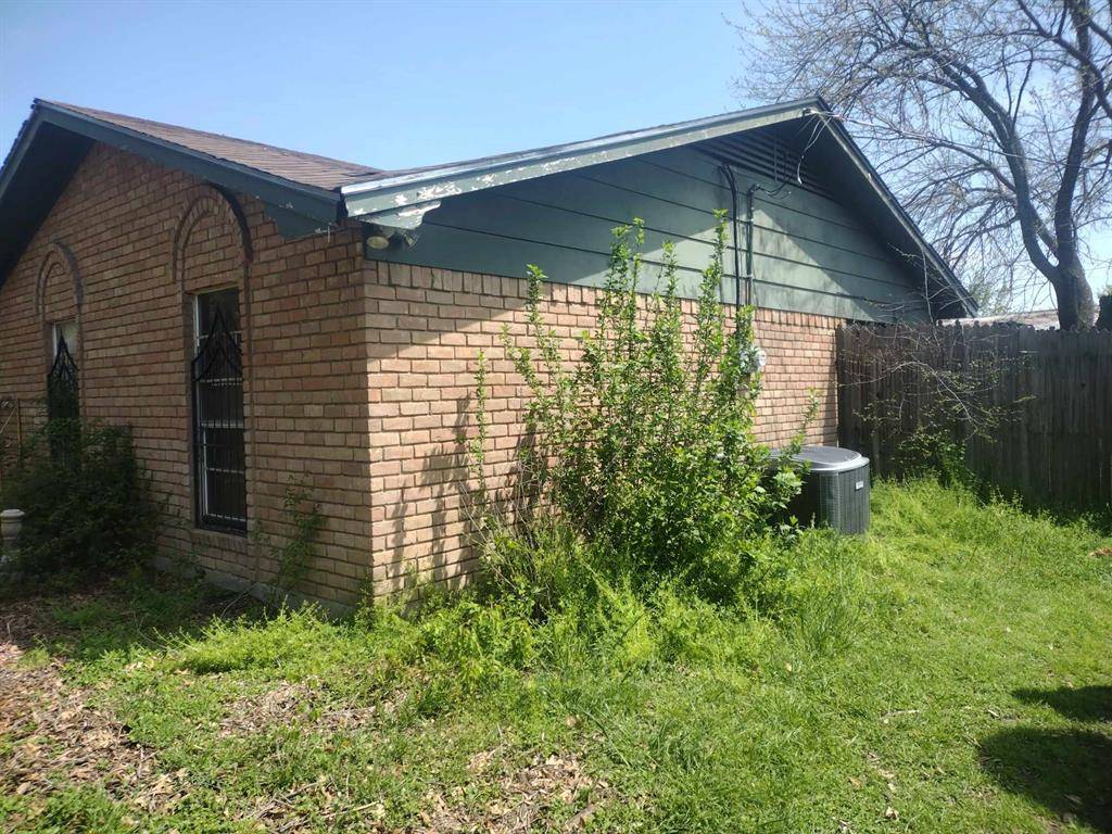 Corsicana, TX 75110,401 Carol Avenue