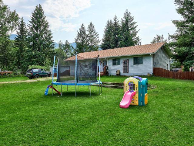 55 CAMERON ROAD, Clearwater, BC V0E 1N1