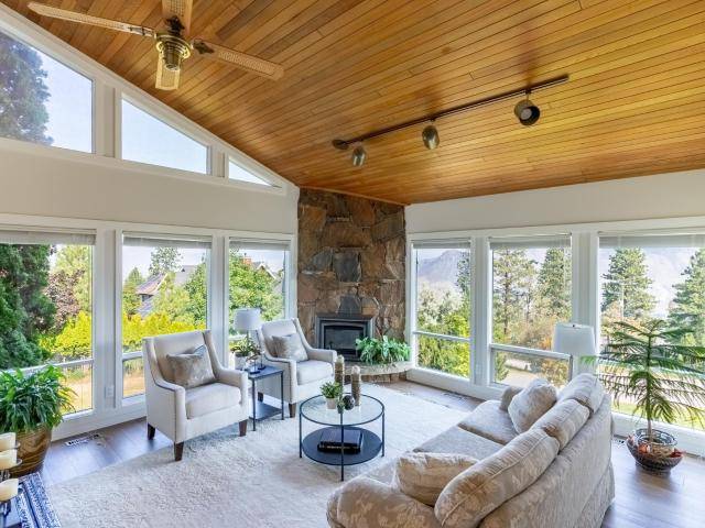 1425 ROSE HILL ROAD, Kamloops, BC V2E 1R8