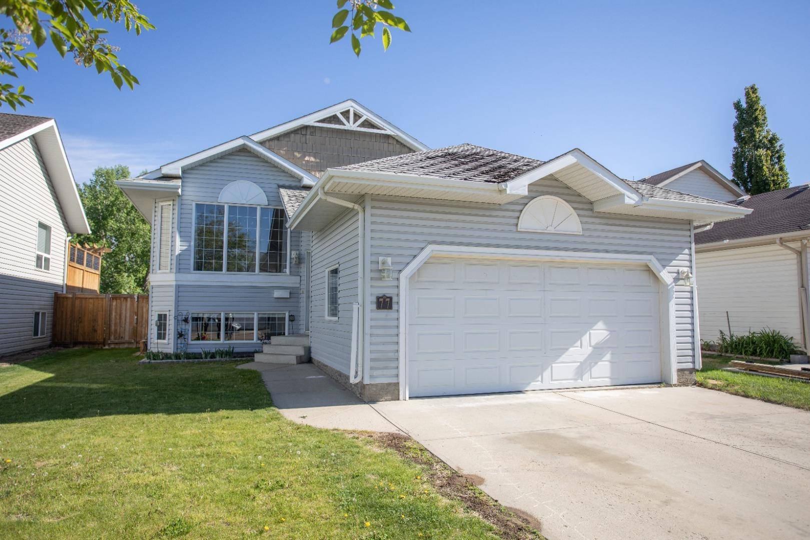 Blackfalds, AB T0M 0J0,77 Briarwood CRES