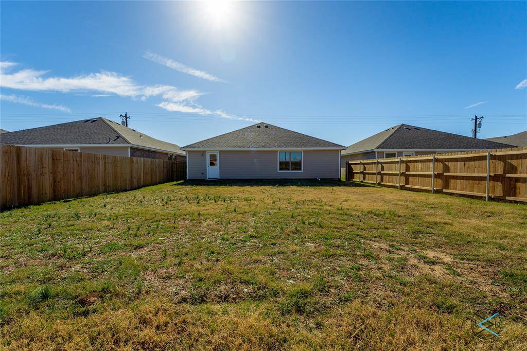 Mabank, TX 75147,18155 County Road 4001