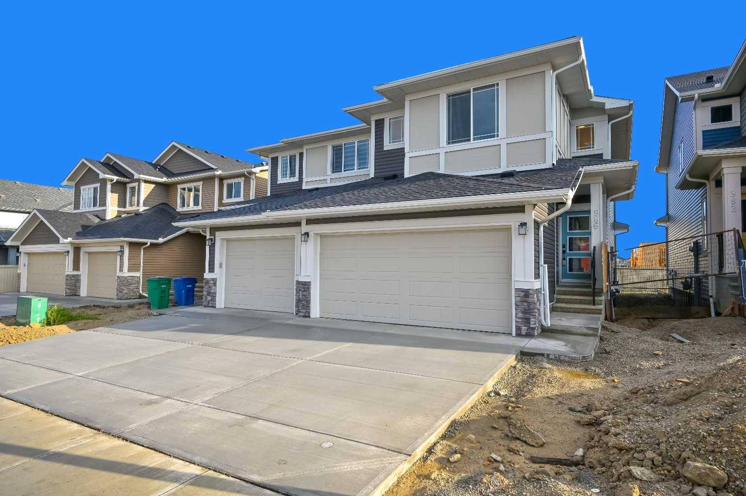 Airdrie, AB T4B0R7,986 Bayview Rise SW