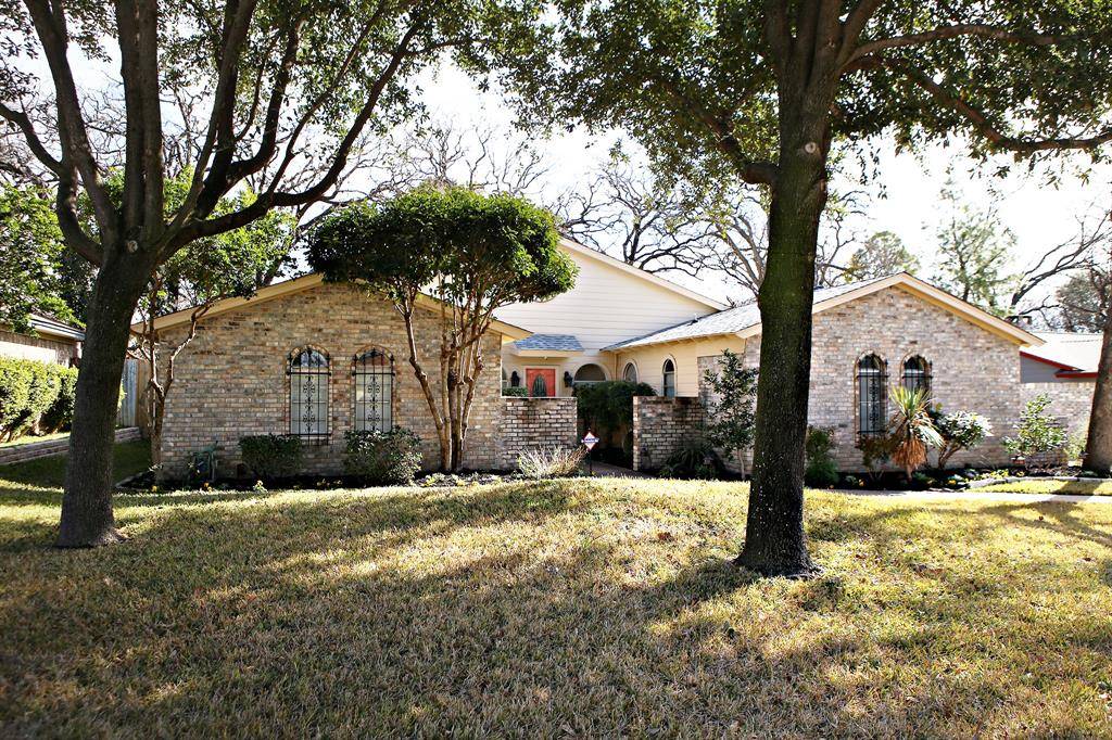 Bedford, TX 76021,3416 Spring Valley Drive