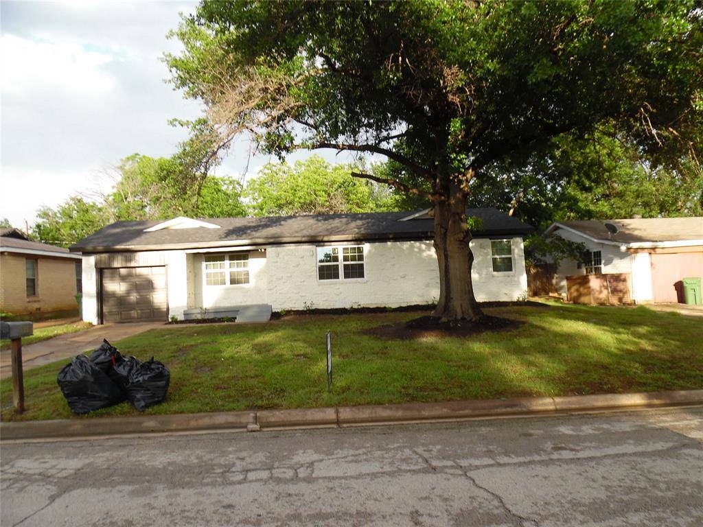 Hurst, TX 76053,920 Zelda Drive