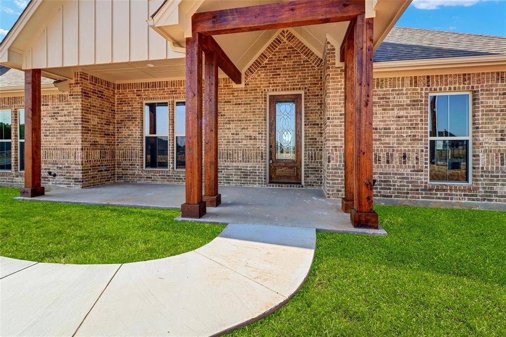 Paradise, TX 76073,390 Olde Towne Road