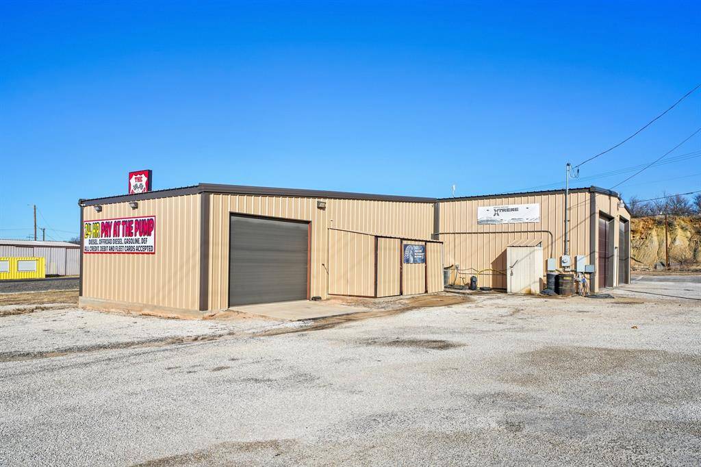 Graham, TX 76450,164 US Highway 380 W