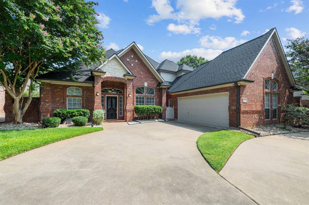 Grapevine, TX 76051,2804 Timber Hill Drive