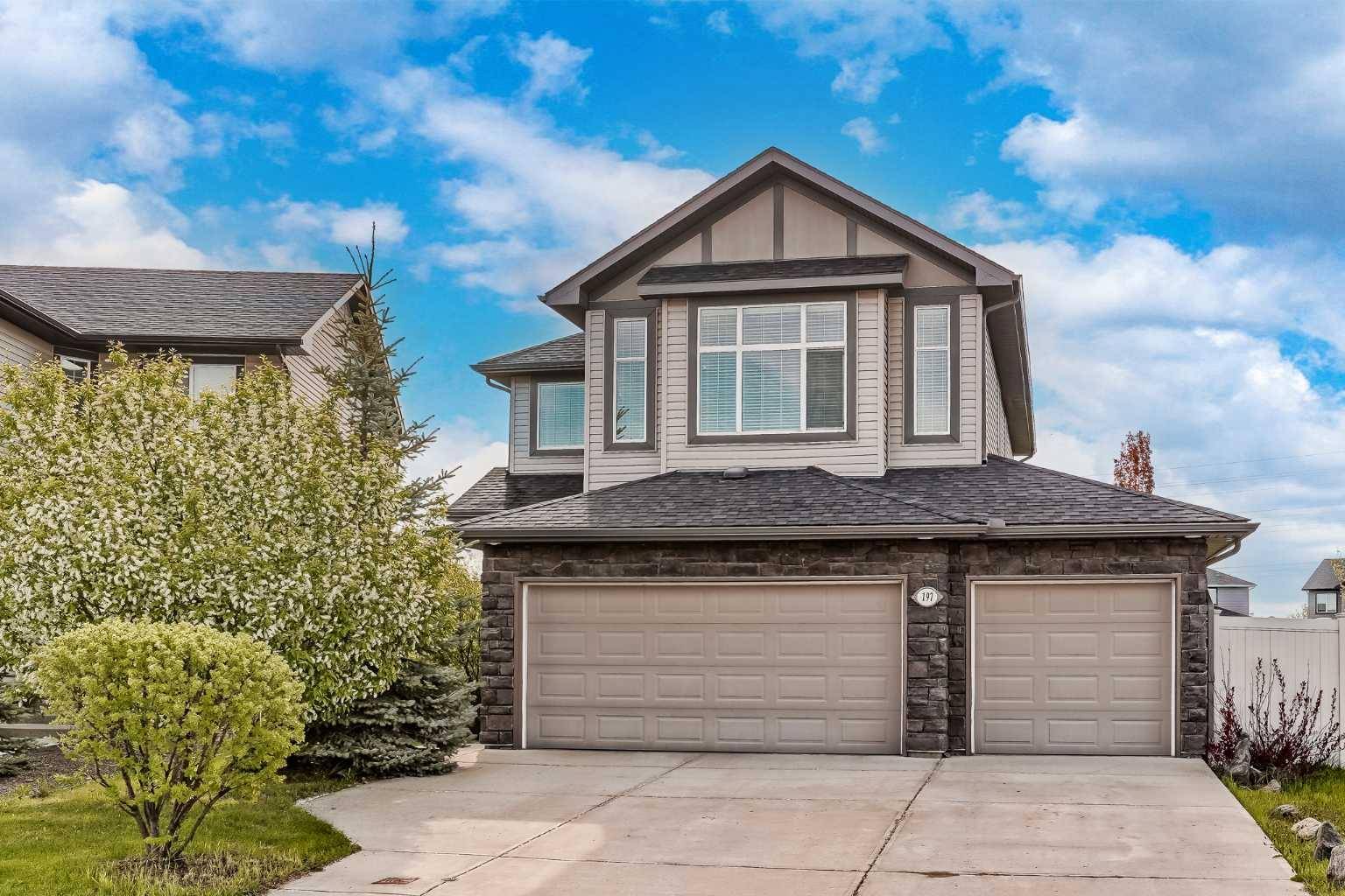 Chestermere, AB T1X 0K9,197 Magenta CRES