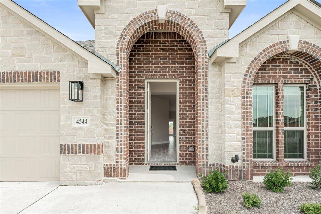 Fort Worth, TX 76036,4544 Blue Mist Drive