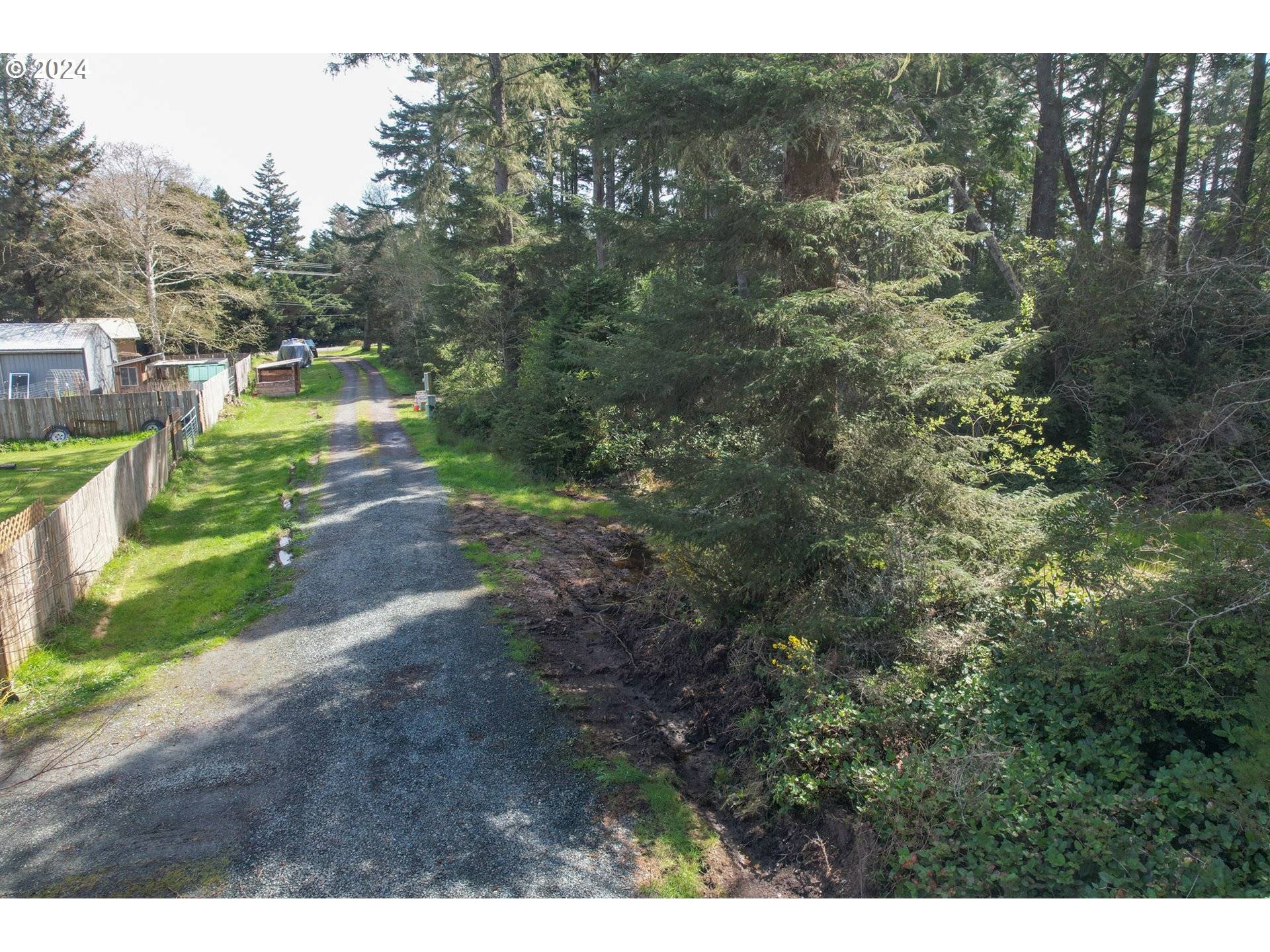 Bandon, OR 97411,87768 BILL CREEK LN