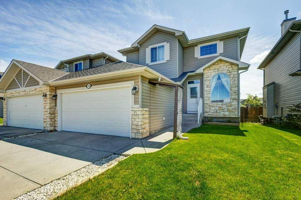 Chestermere, AB T1X 1S4,208 Crimson LN