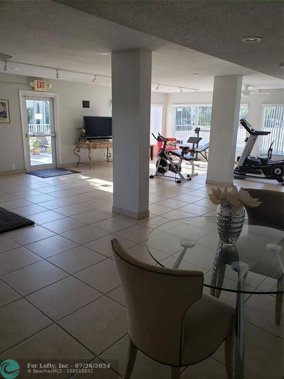 Fort Lauderdale, FL 33304,550 Bayshore Dr  #312