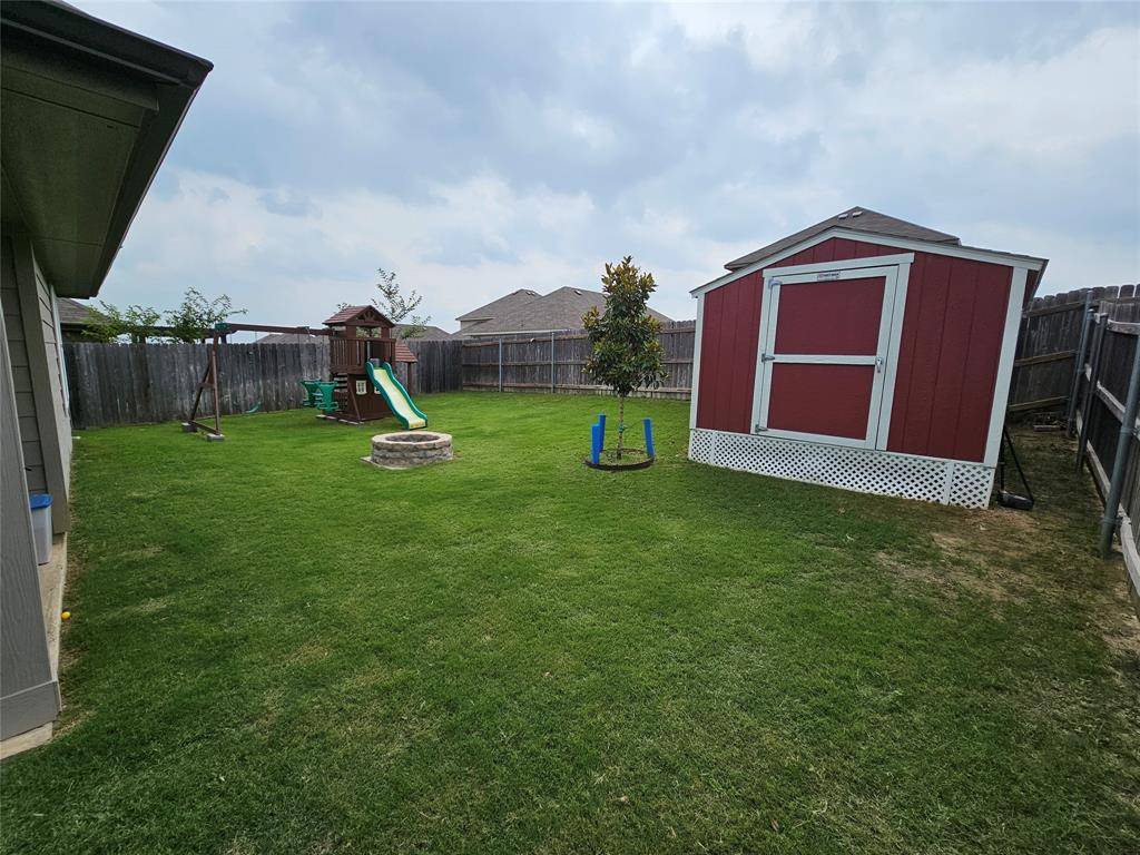 Ennis, TX 75119,1607 Blue Jay Drive