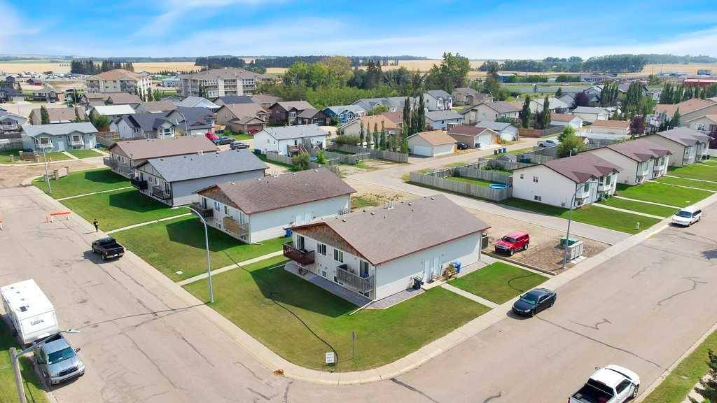 Innisfail, AB T4G 1X9,4615 46 ST #1,2,3,4