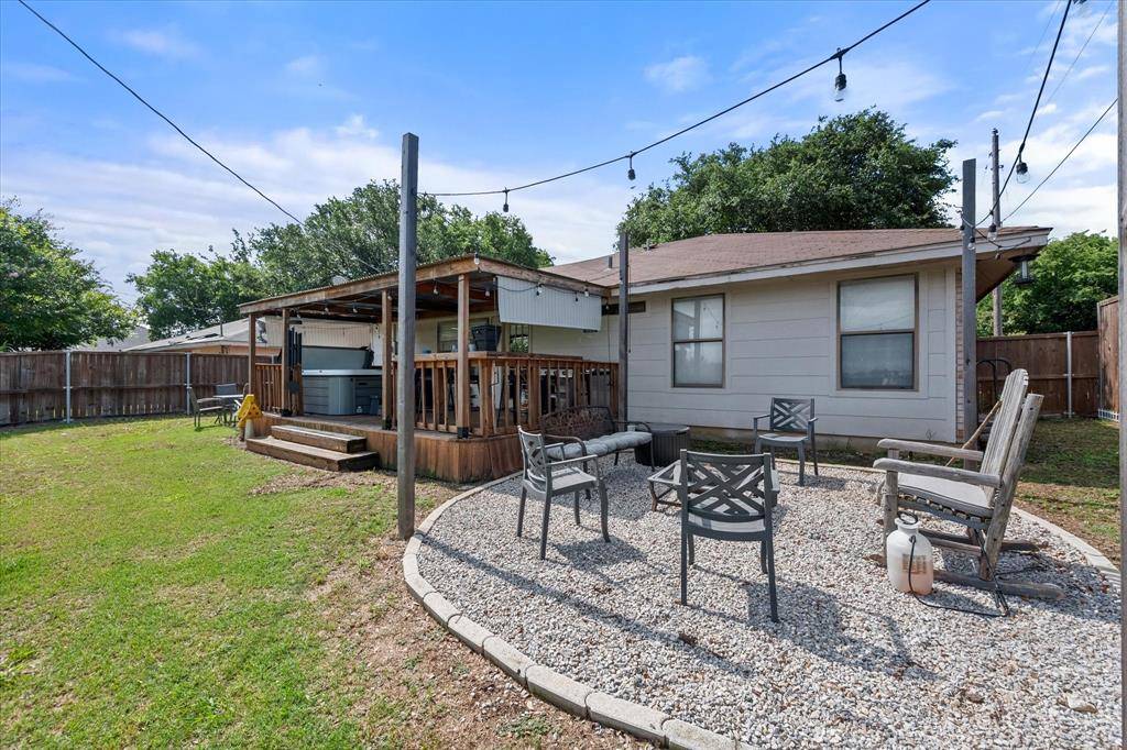 Midlothian, TX 76065,705 E Avenue F