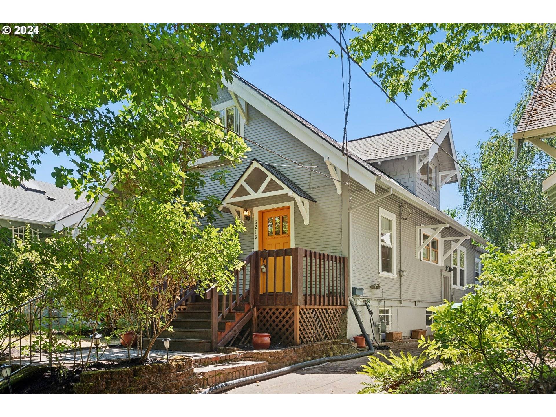Portland, OR 97202,3216 SE BROOKLYN ST