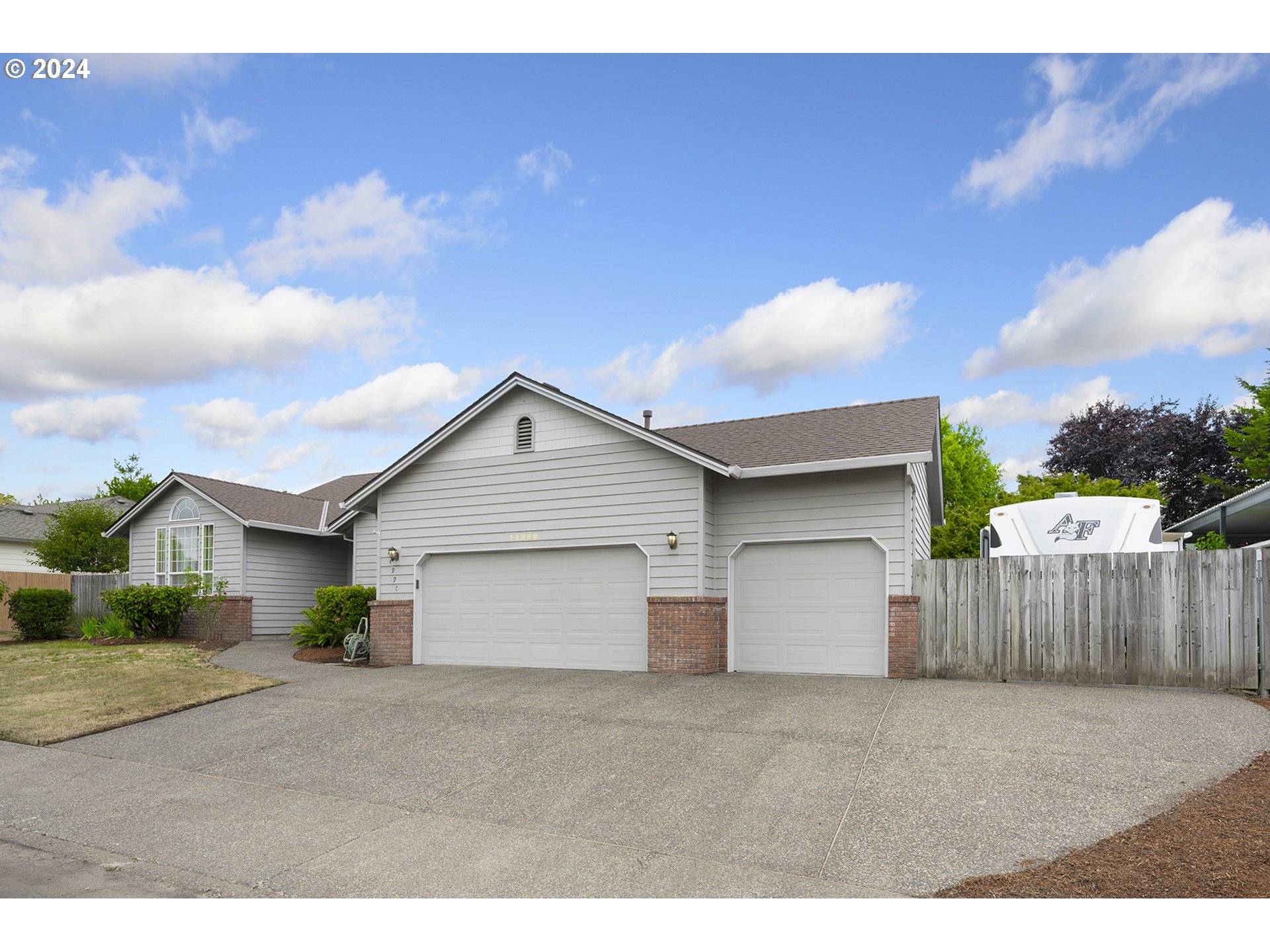 Clackamas, OR 97015,14990 SE PIONEER DR