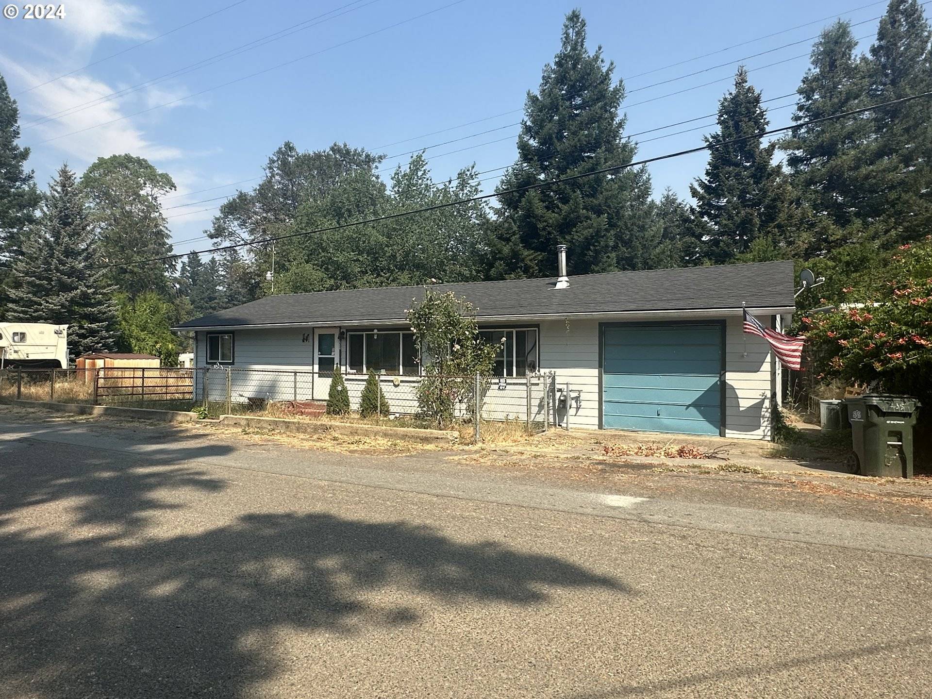 Glendale, OR 97442,235 N 6TH ST