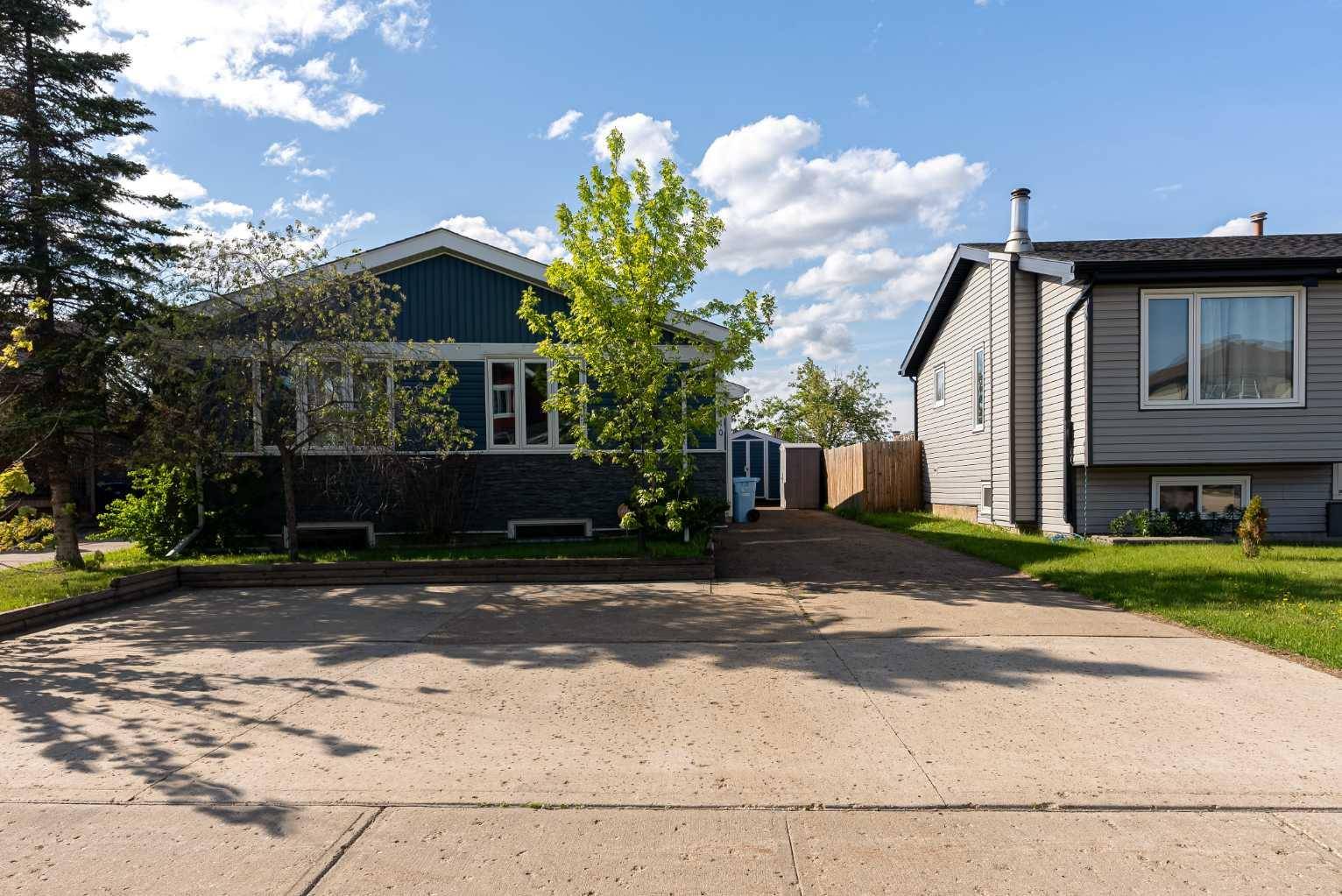 Fort Mcmurray, AB T9J 1J2,210 Arsenault CRES