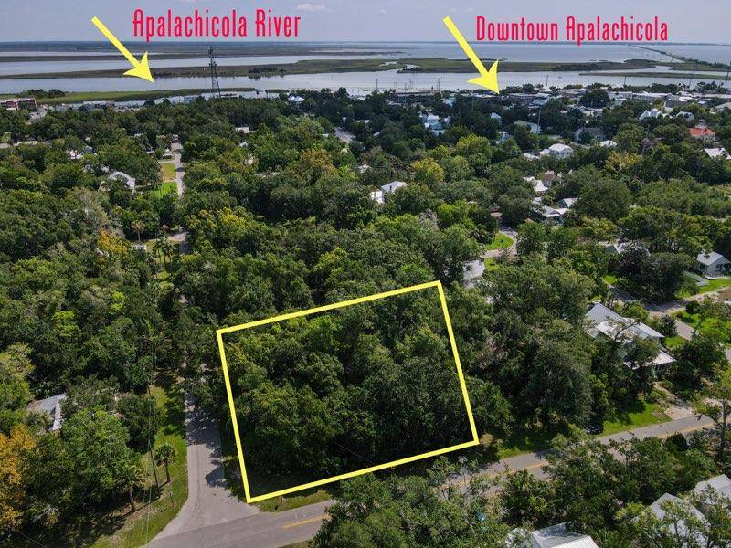 Apalachicola, FL 32320,139 8th St