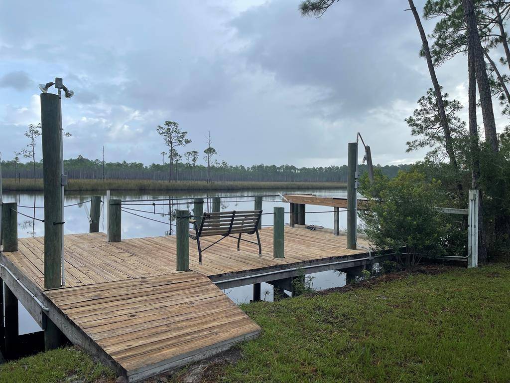 Carrabelle, FL 32322,15 White Way