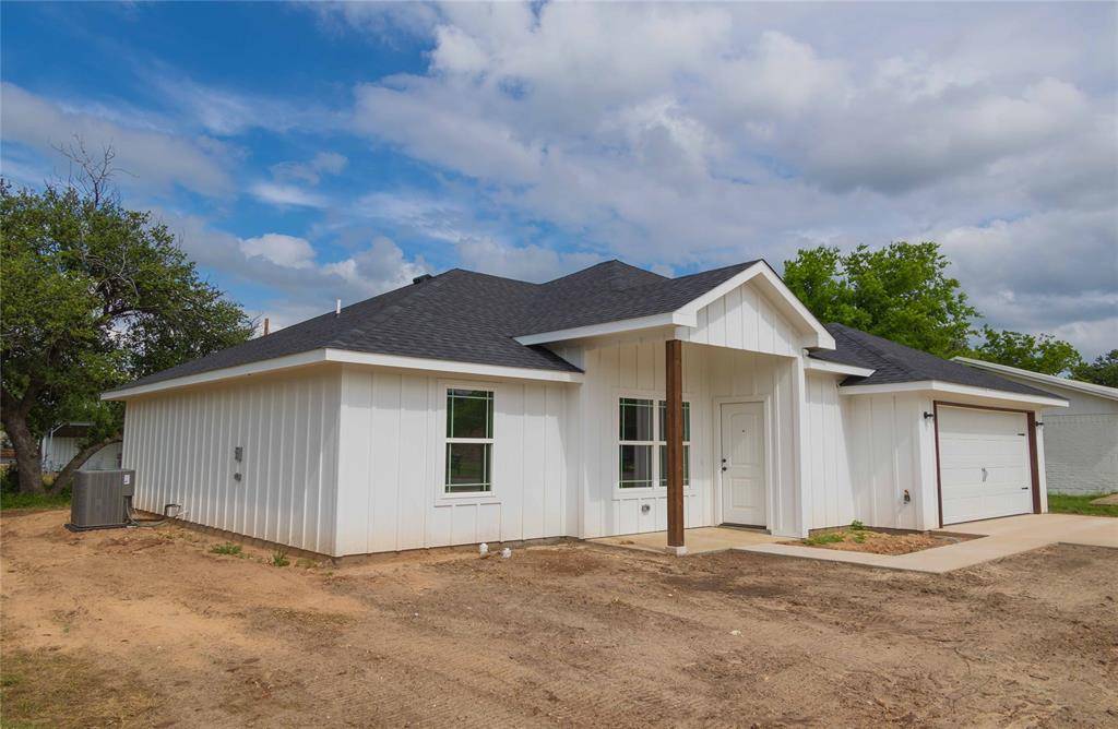 Brownwood, TX 76801,3308 1st Street