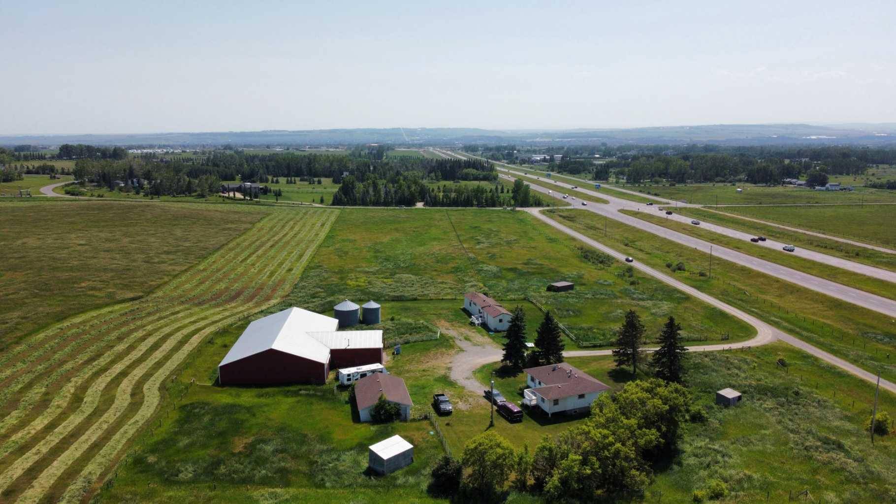 Rural Foothills County, AB T0L 0X0,306220 17 ST E