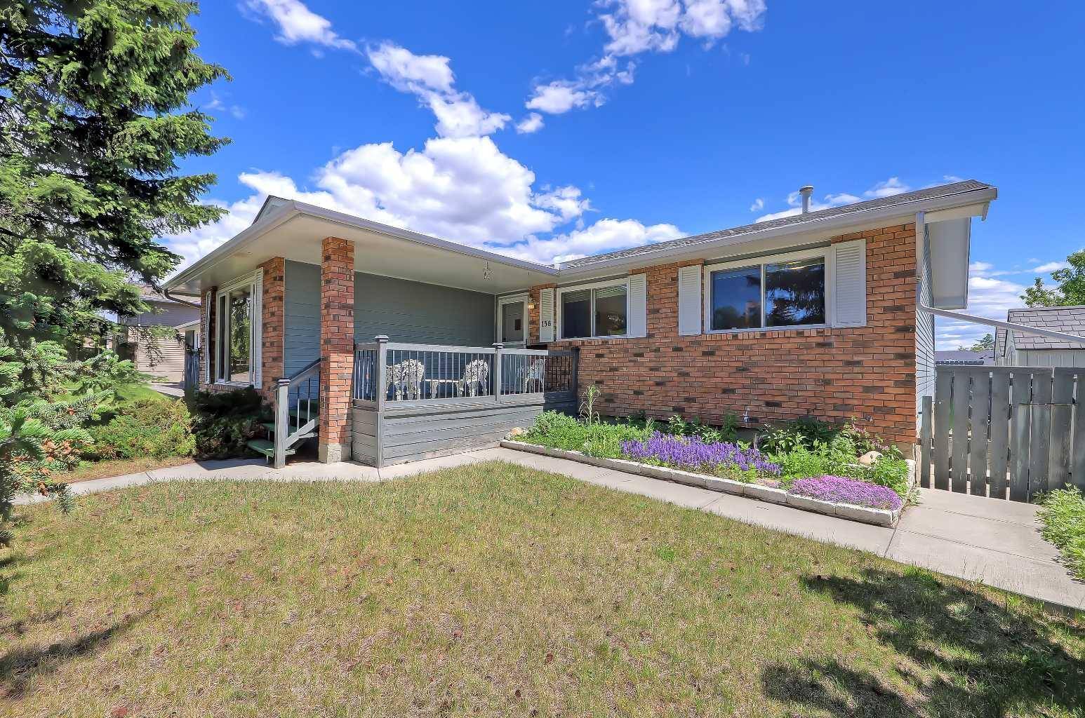 Calgary, AB T1Y 1S6,156 Whitestone CRES NE