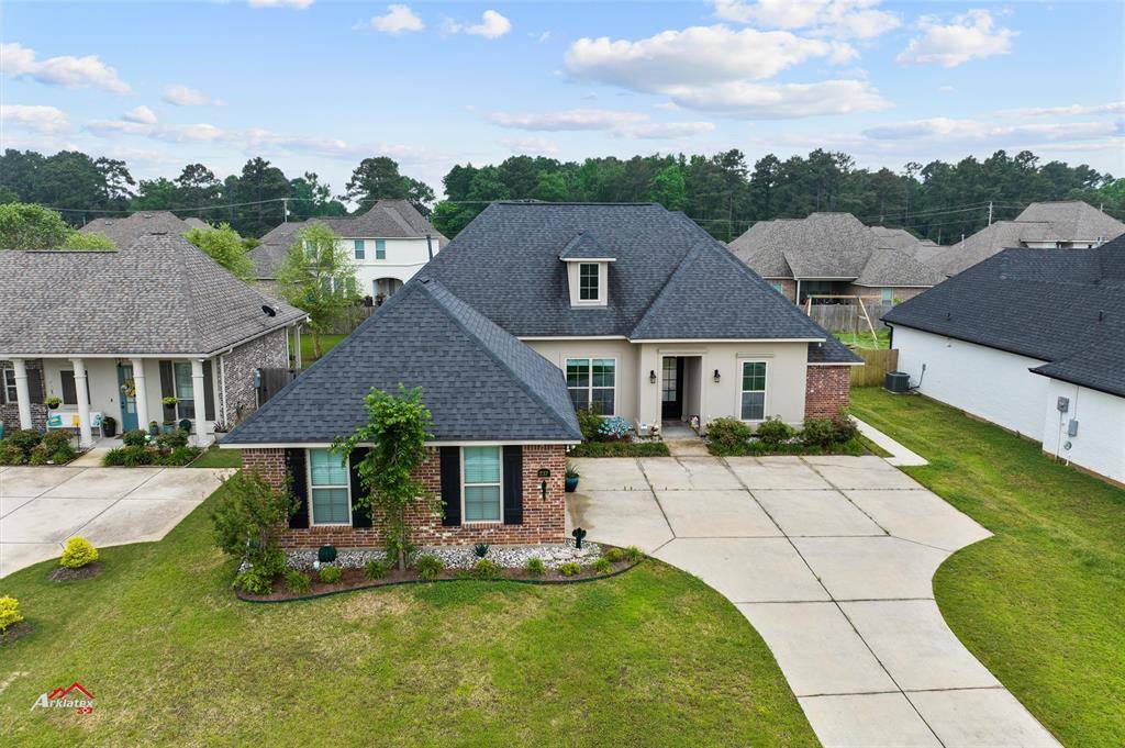 Benton, LA 71006,237 Danielle Drive