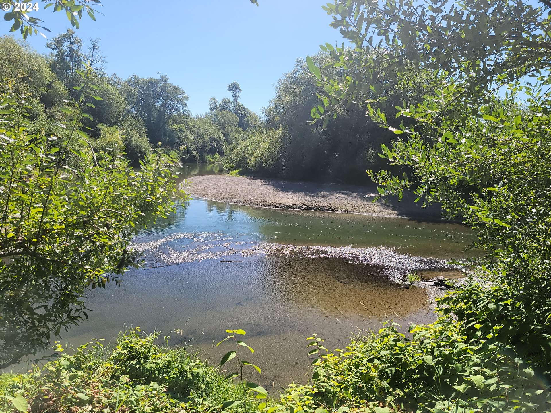 Myrtle Point, OR 97458,14980 HIGHWAY 42