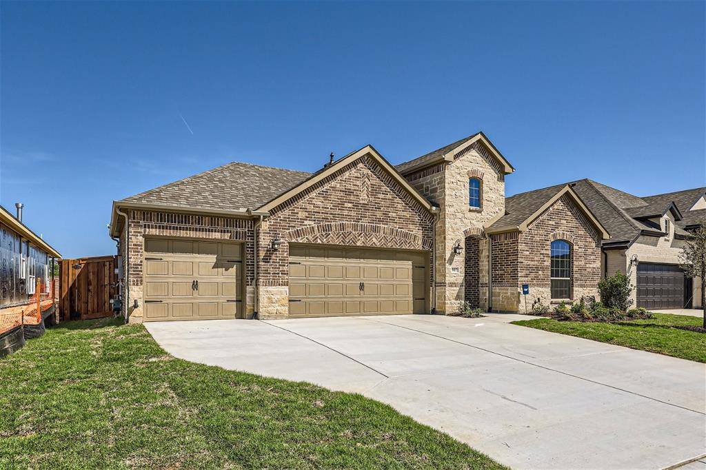 Mansfield, TX 76063,907 Sunbrook Drive