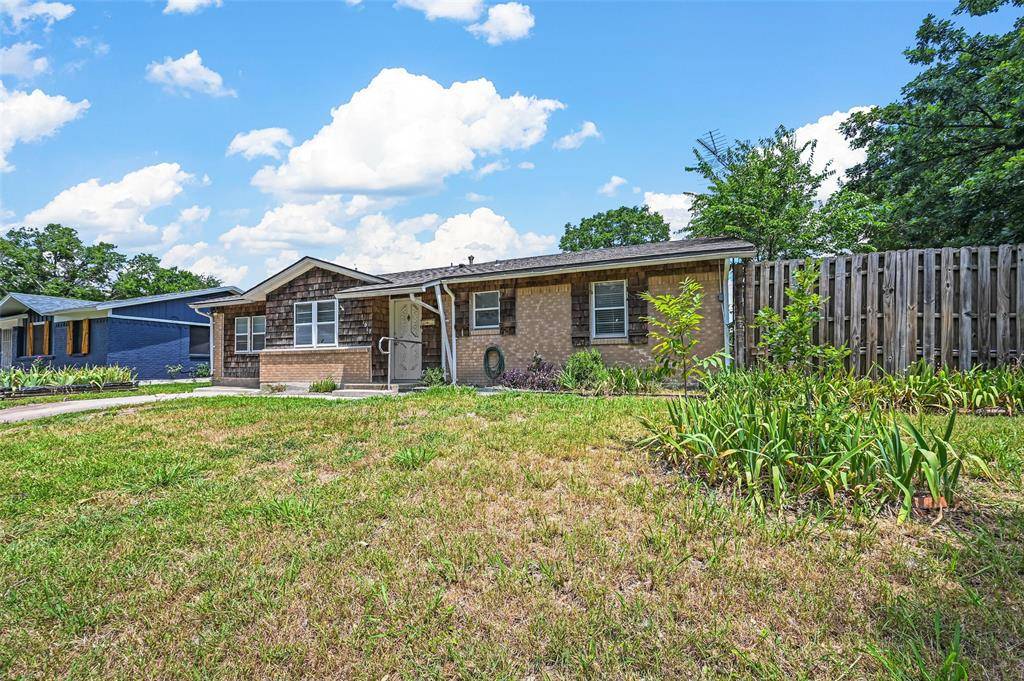 Garland, TX 75040,1017 Rosewood Hills Drive