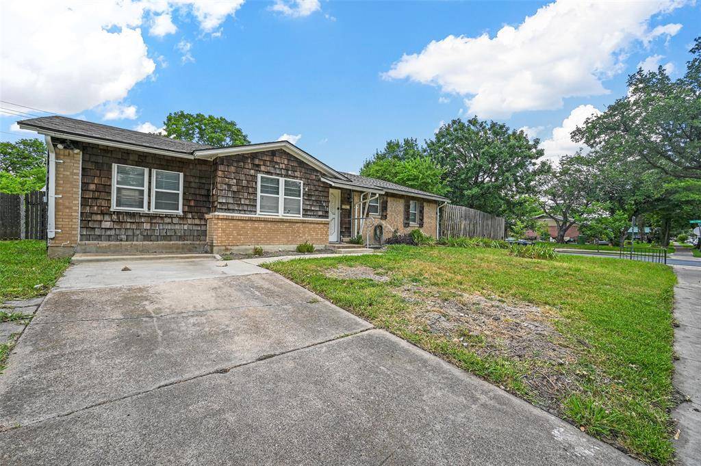 Garland, TX 75040,1017 Rosewood Hills Drive