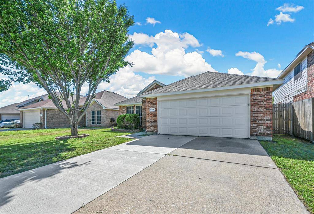 Arlington, TX 76002,6706 Sandgate Drive